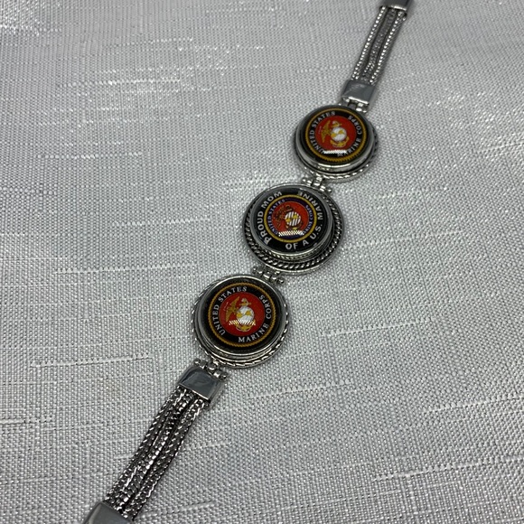 🇺🇸Custom Listing - Set of 3 - U.S. Marine Mom 3 Charm Bracelets - Picture 9 of 9